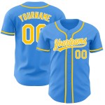 Camiseta de béisbol azul, amarilla y blanca, personalizada y auténtica. Camiseta de béisbol azul, amarilla y blanca, personalizada y auténtica.