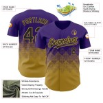 Patrón de camiseta de béisbol personalizada cuadrada 3D con diseño auténtico antiguo en tonos morados y dorados degradados. Patrón de camiseta de béisbol personalizada cuadrada 3D con diseño auténtico antiguo en tonos morados y dorados degradados.