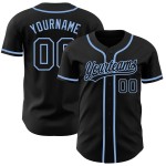 Camiseta de béisbol negra y azul claro, auténtica y personalizada. Camiseta de béisbol negra y azul claro, auténtica y personalizada.